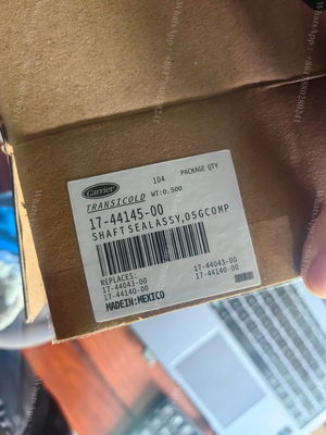 05K シャフトシール 17-44785-00, 17-44145-00, 17-44705-00 キャリアオアシス 250 05K コンプレッサー